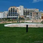 Bella Vista 4*