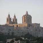 Bella Vista Hotel 4*